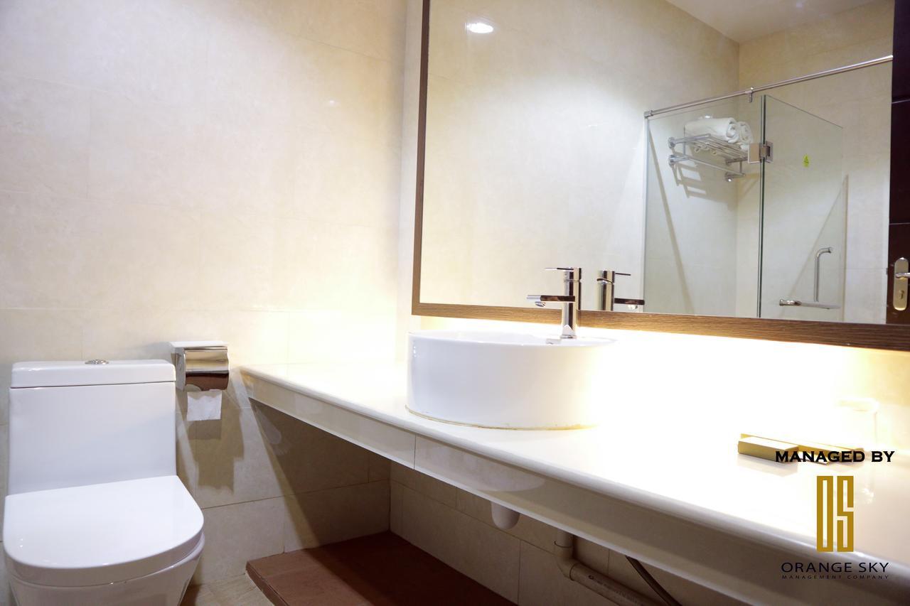 Os Hotel Edukits Fka Venesia Hotel Batam Exterior photo
